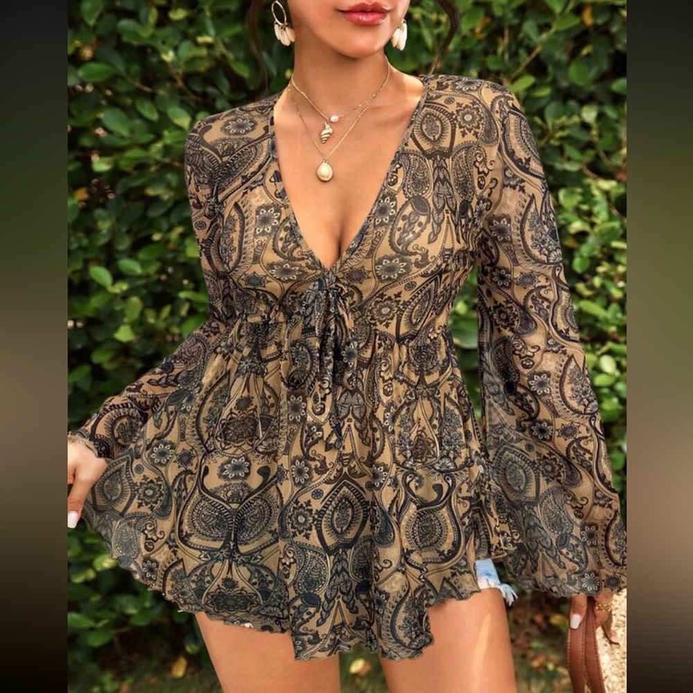 Elegant Paisley Flare Sleeve Blouse